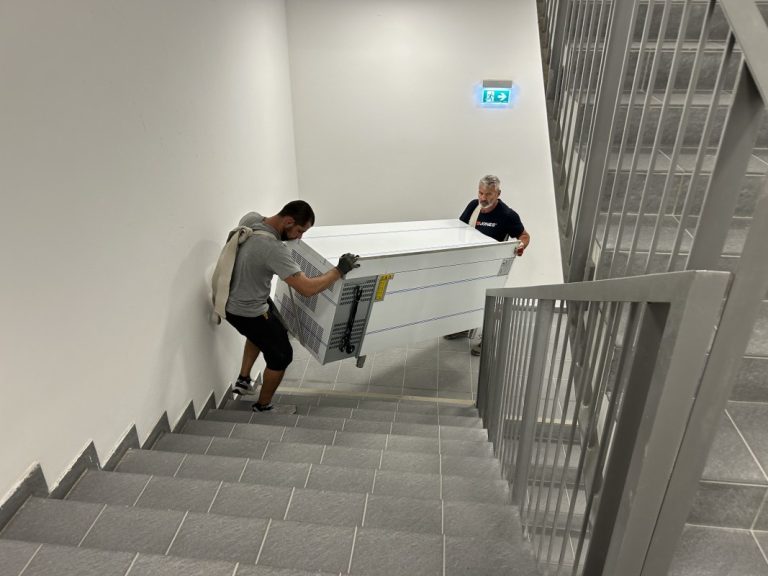 Bútorszállítás és bútormozgatás